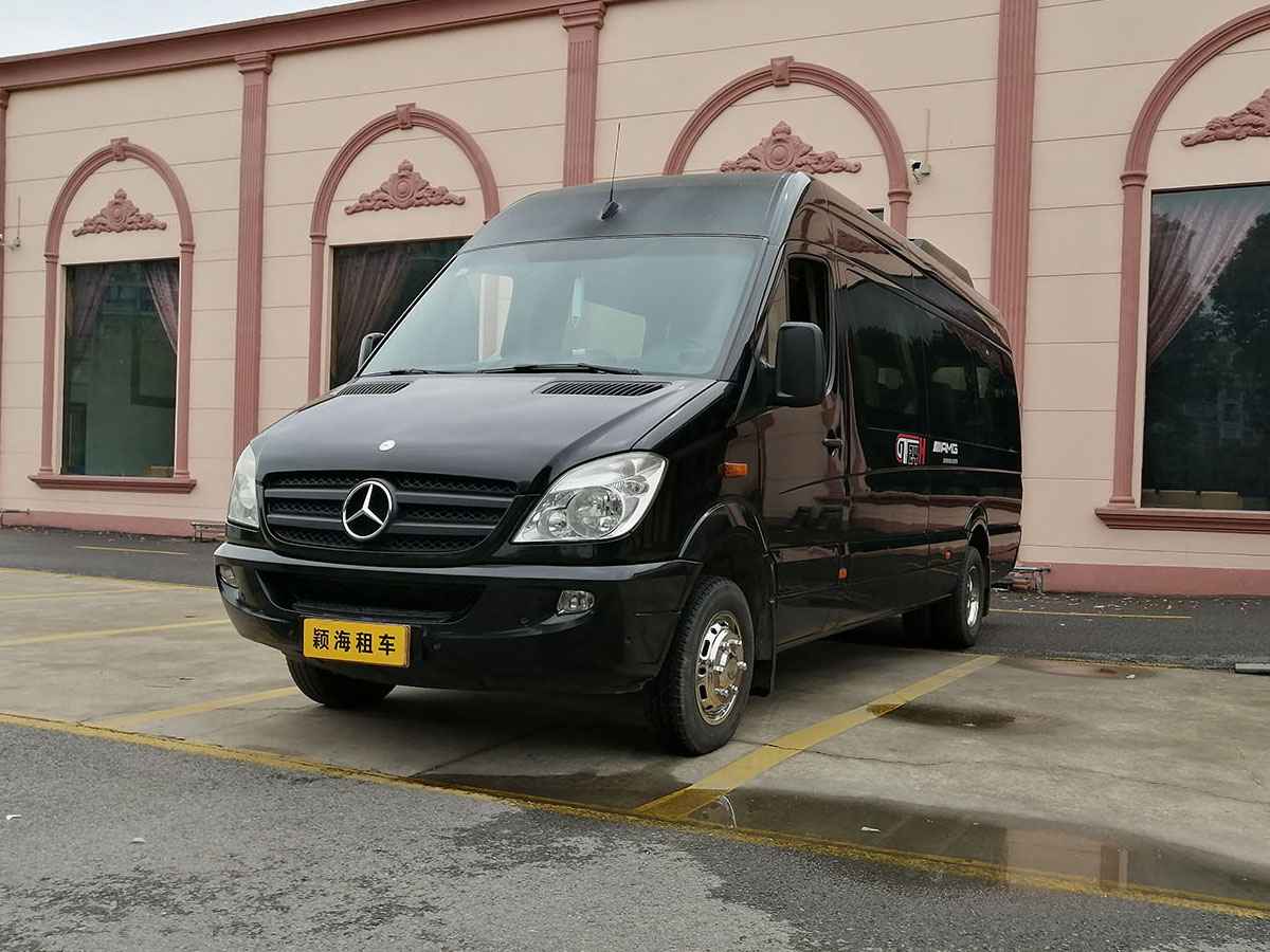 奔驰凌特商务车18座